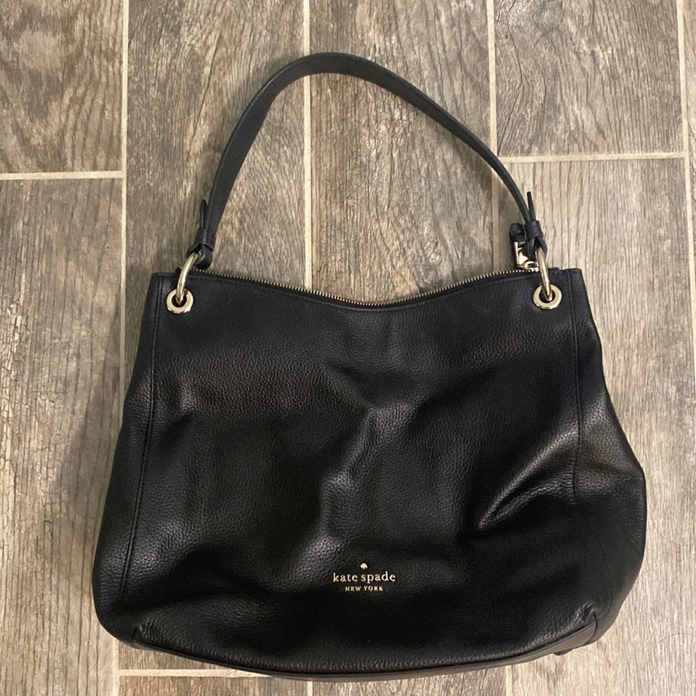 Kate Spade ♠️ Shoulder bag. EUC. Black with gold details.
